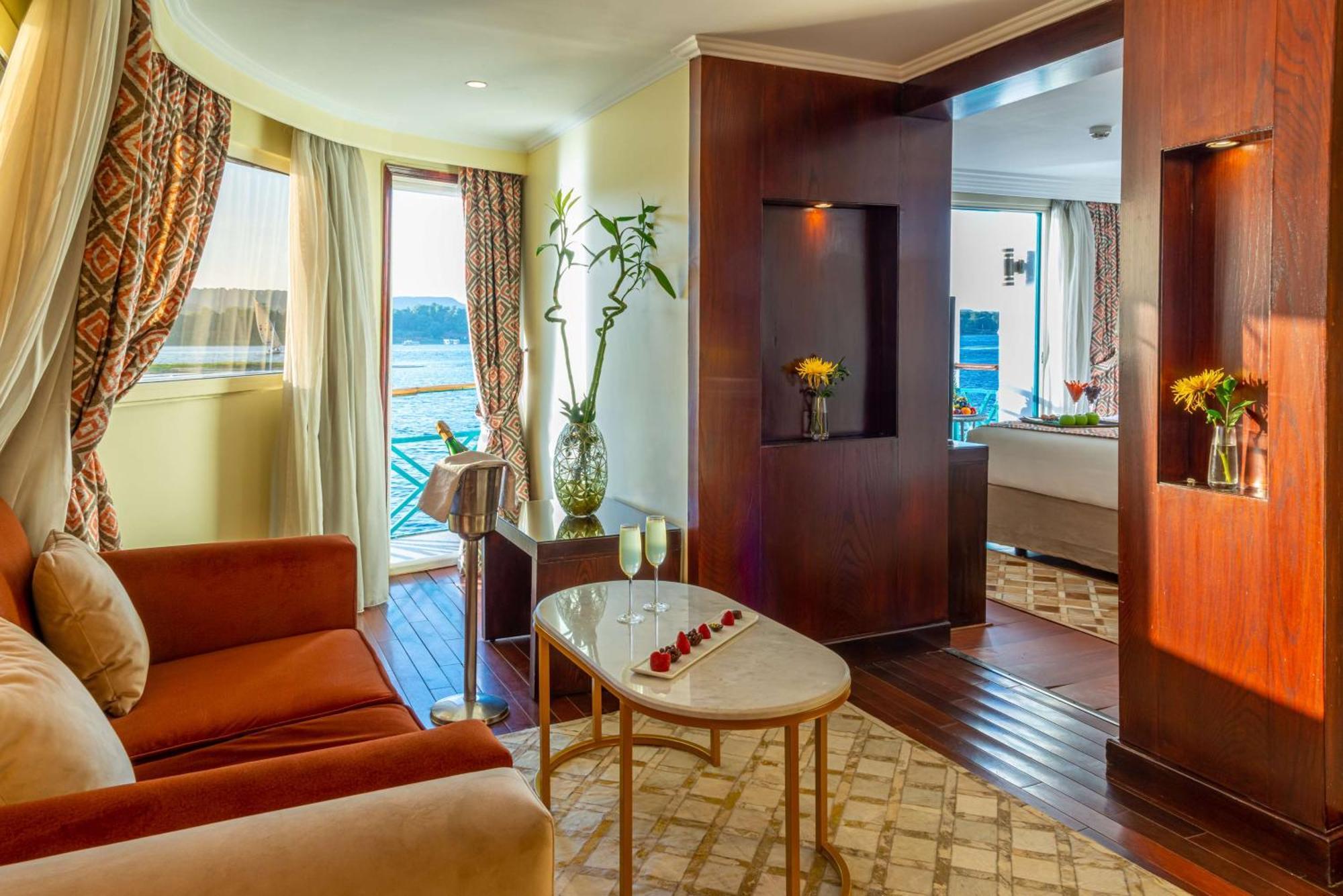 Sonesta Moon Goddess Cruise - From Aswan To Luxor - 03 & 07 Nights Every Friday Hotell Eksteriør bilde