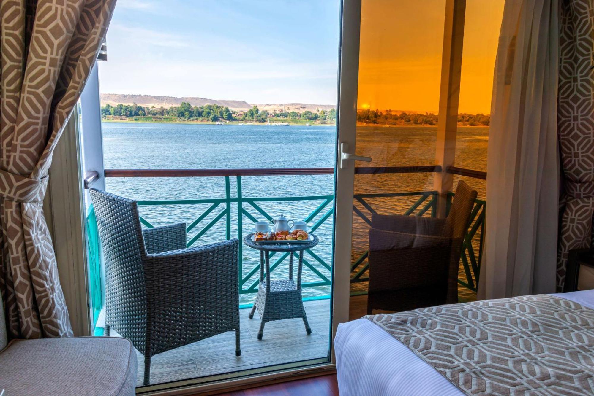 Sonesta Moon Goddess Cruise - From Aswan To Luxor - 03 & 07 Nights Every Friday Hotell Eksteriør bilde